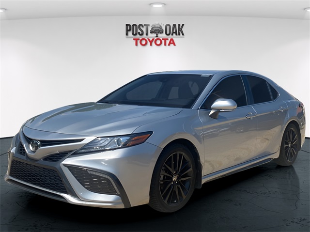 2022 Toyota Camry XSE photo 3