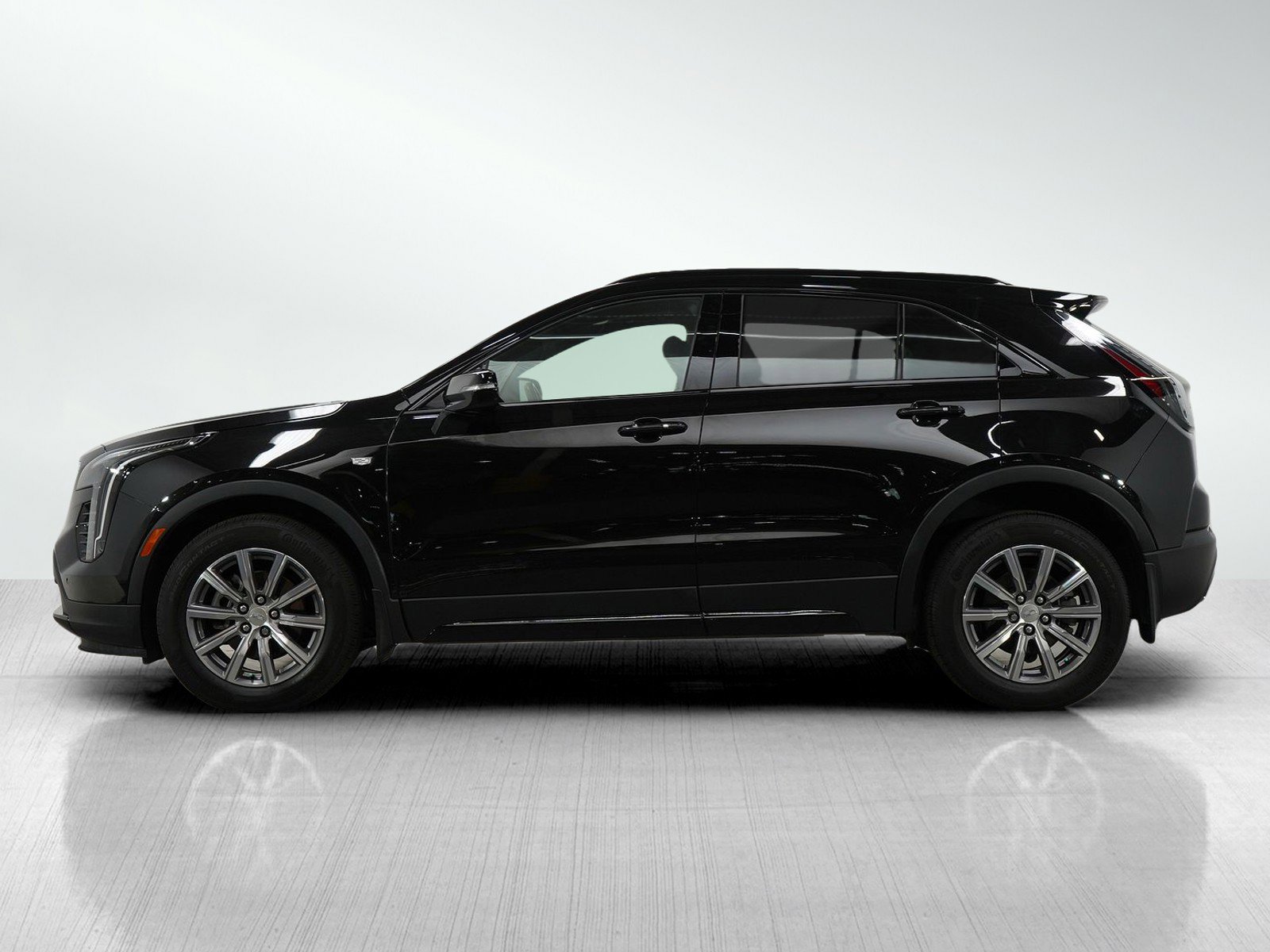 Used 2023 Cadillac XT4 Sport with VIN 1GYFZFR44PF113573 for sale in Burnsville, Minnesota