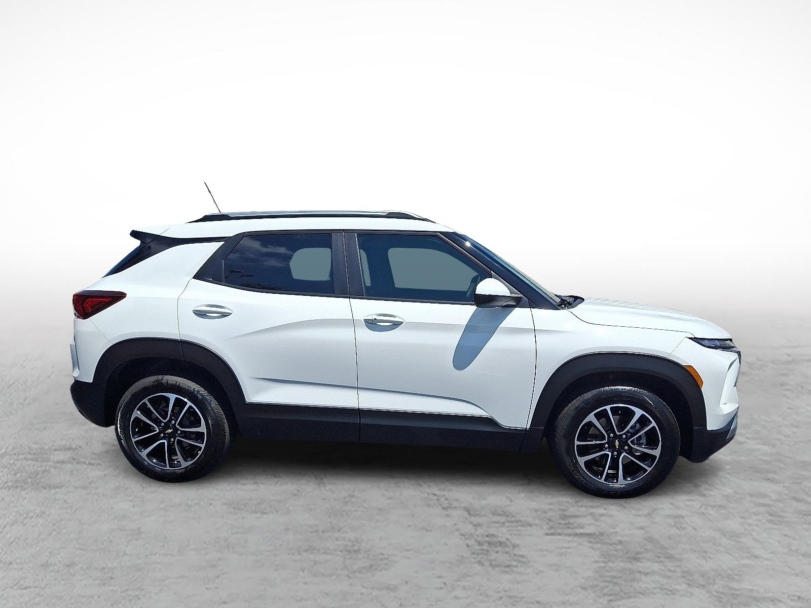 2024 Chevrolet Trailblazer LT photo 12