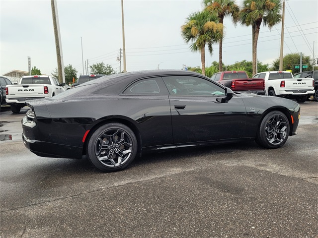 2025 Dodge Charger R/T photo 7