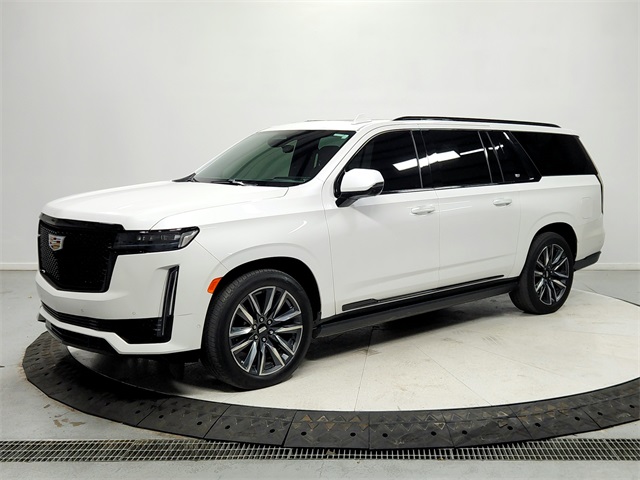 2022 Cadillac Escalade ESV Sport photo 3