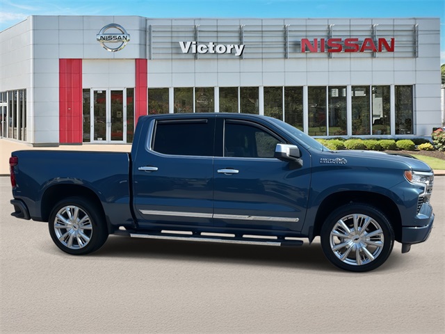 2024 Chevrolet Silverado 1500 High Country photo 2