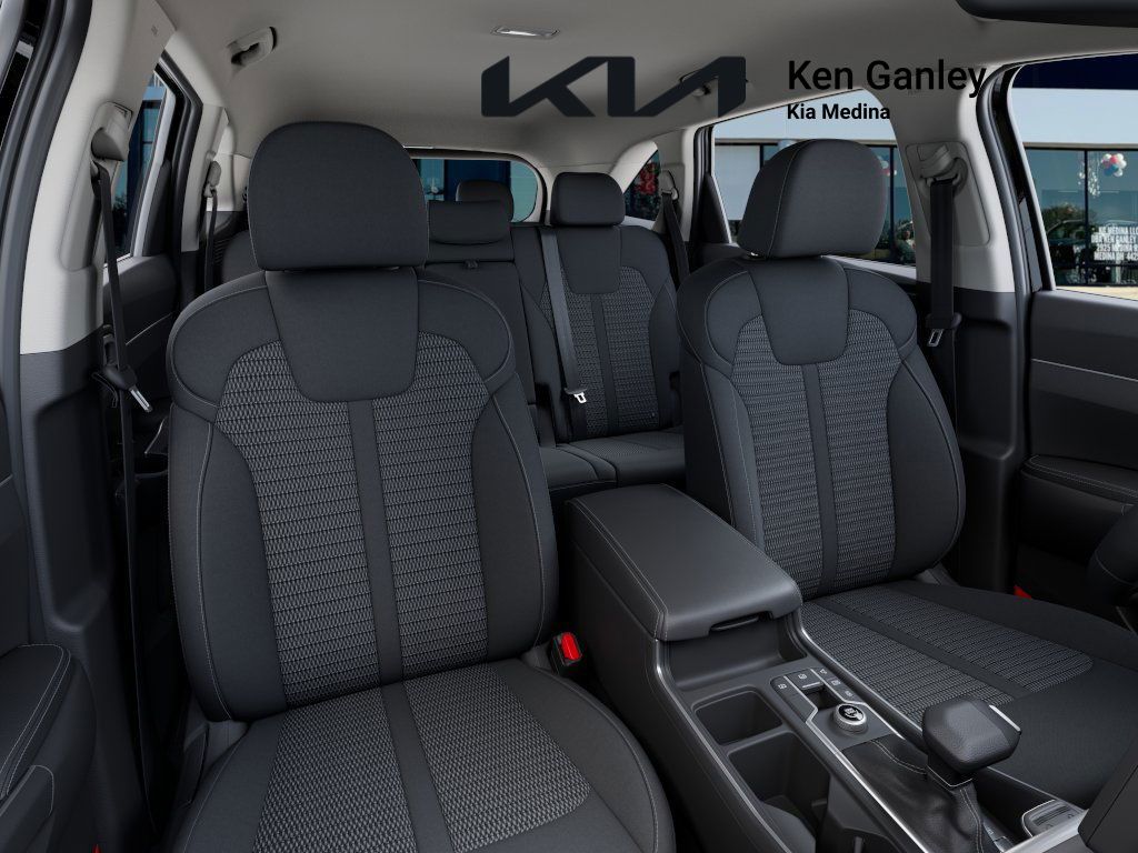2026 Kia Sorento LX photo 7