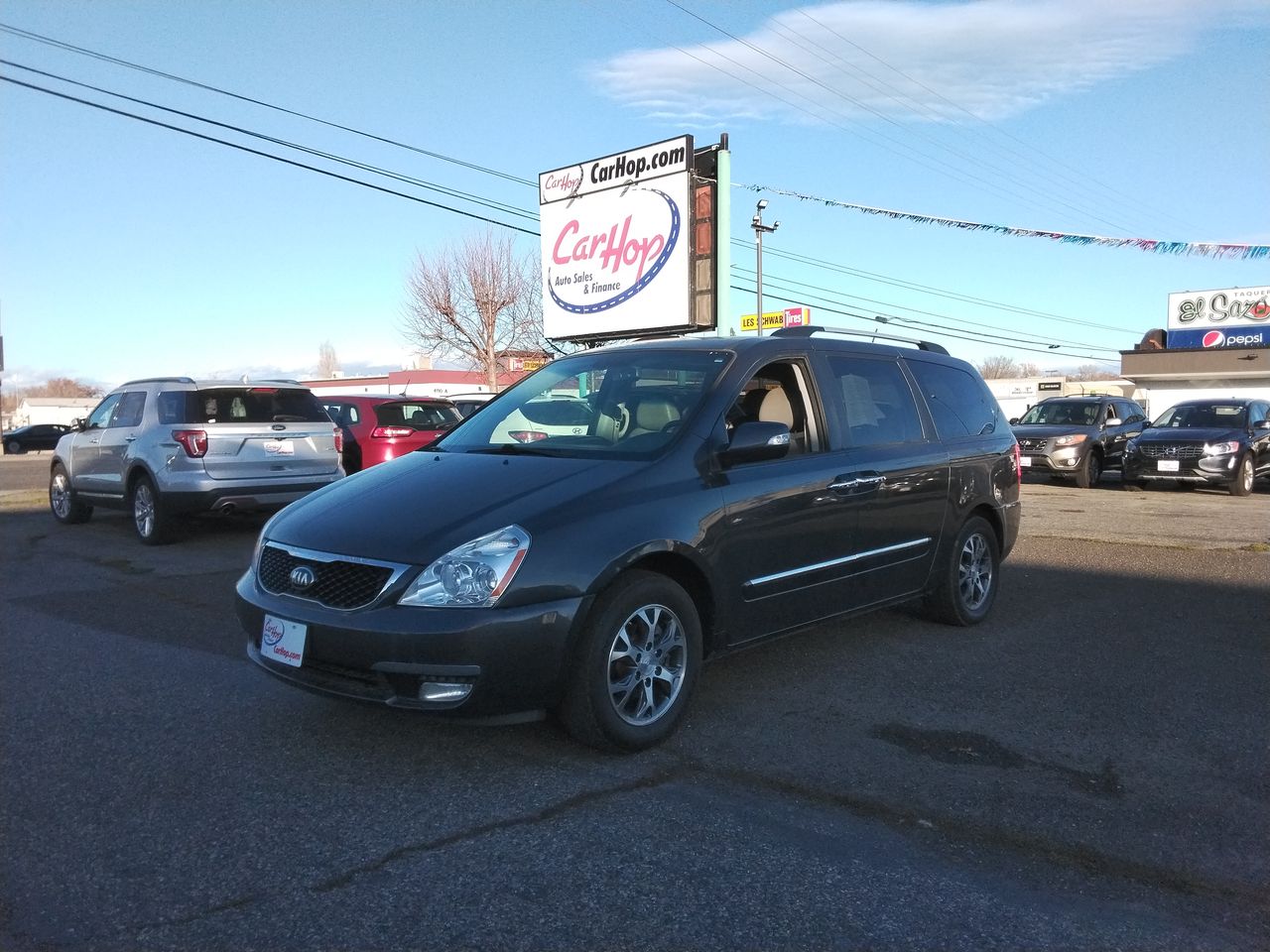 2014 Kia Sedona EX's photo