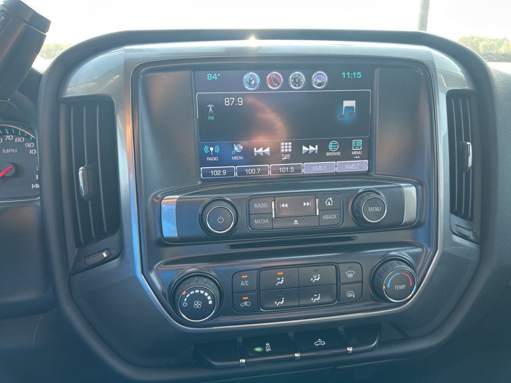 2018 Chevrolet Silverado 1500 LT photo 19