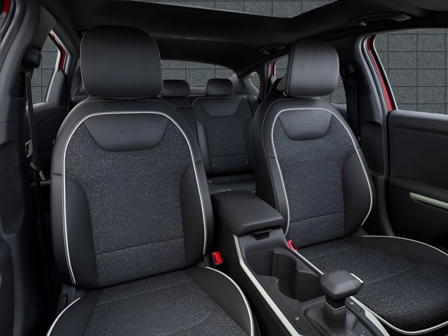 2025 Kia K4 GT-Line photo 16