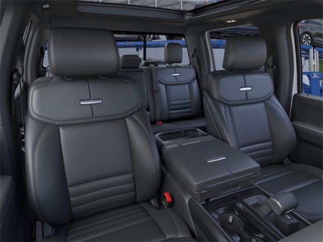 2025 Ford F-150 Platinum photo 8