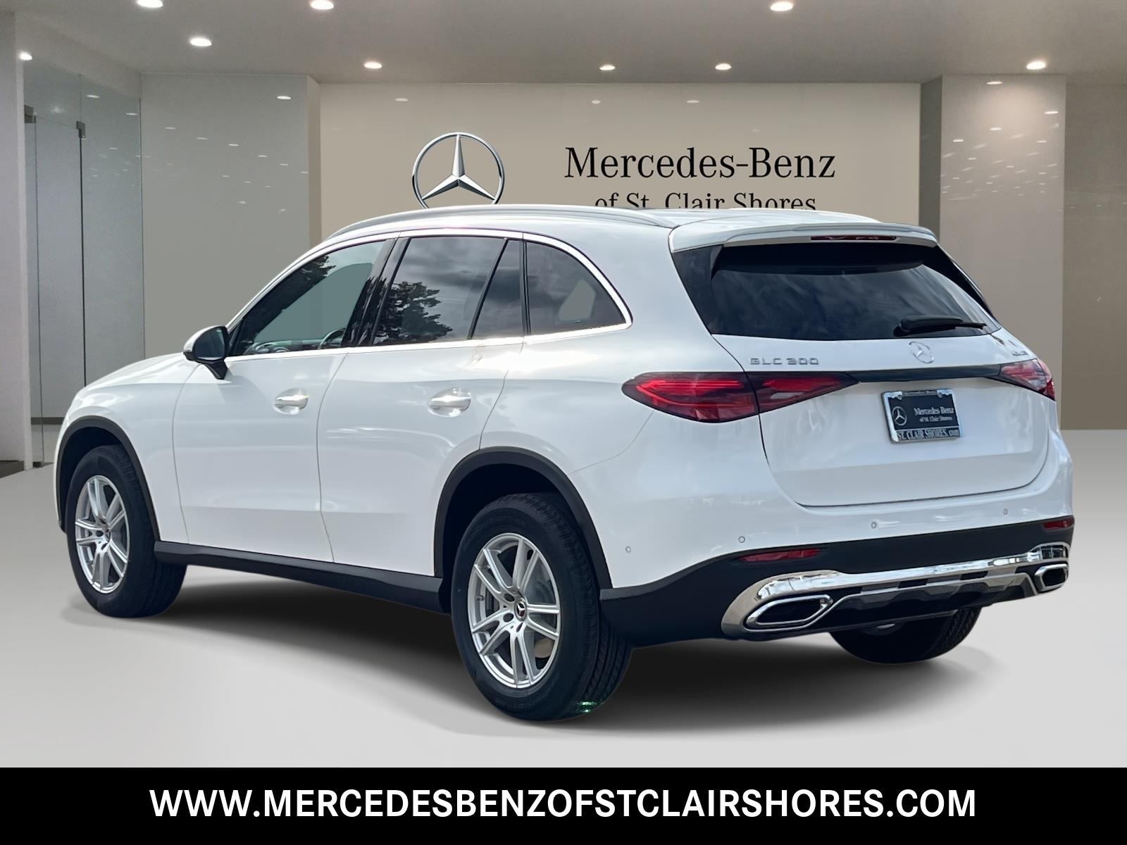 2026 Mercedes Benz GLC 300 4MATIC photo 3