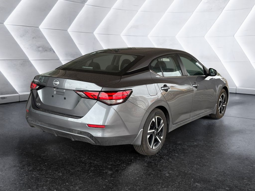 2025 Nissan Sentra SV photo 4