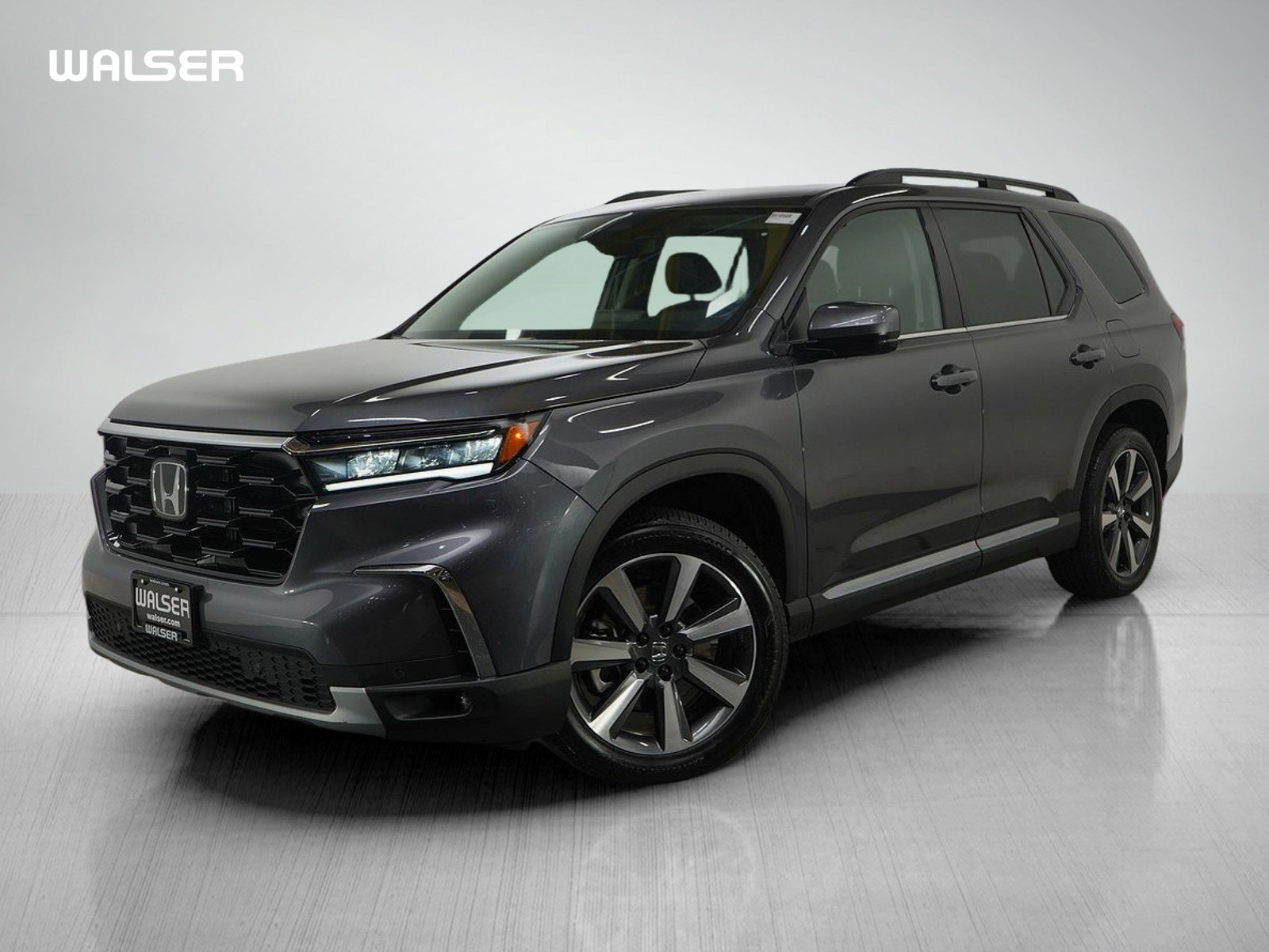 2025 Honda Pilot Touring's photo