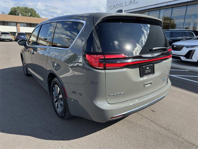 2022 Chrysler Pacifica Hybrid Touring L photo 36