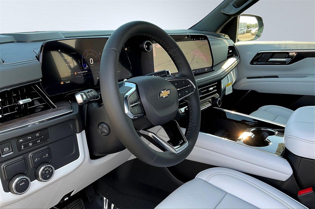 2025 Chevrolet Tahoe Premier photo 7