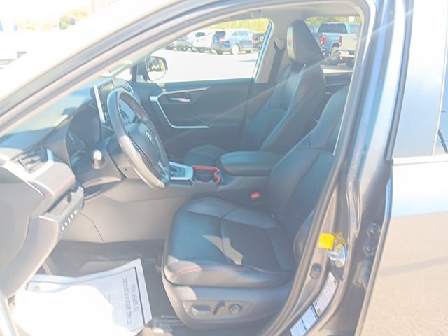 2020 Toyota RAV4 Adventure photo 6