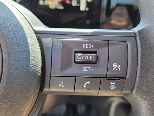 2025 Nissan Kicks SV photo 22