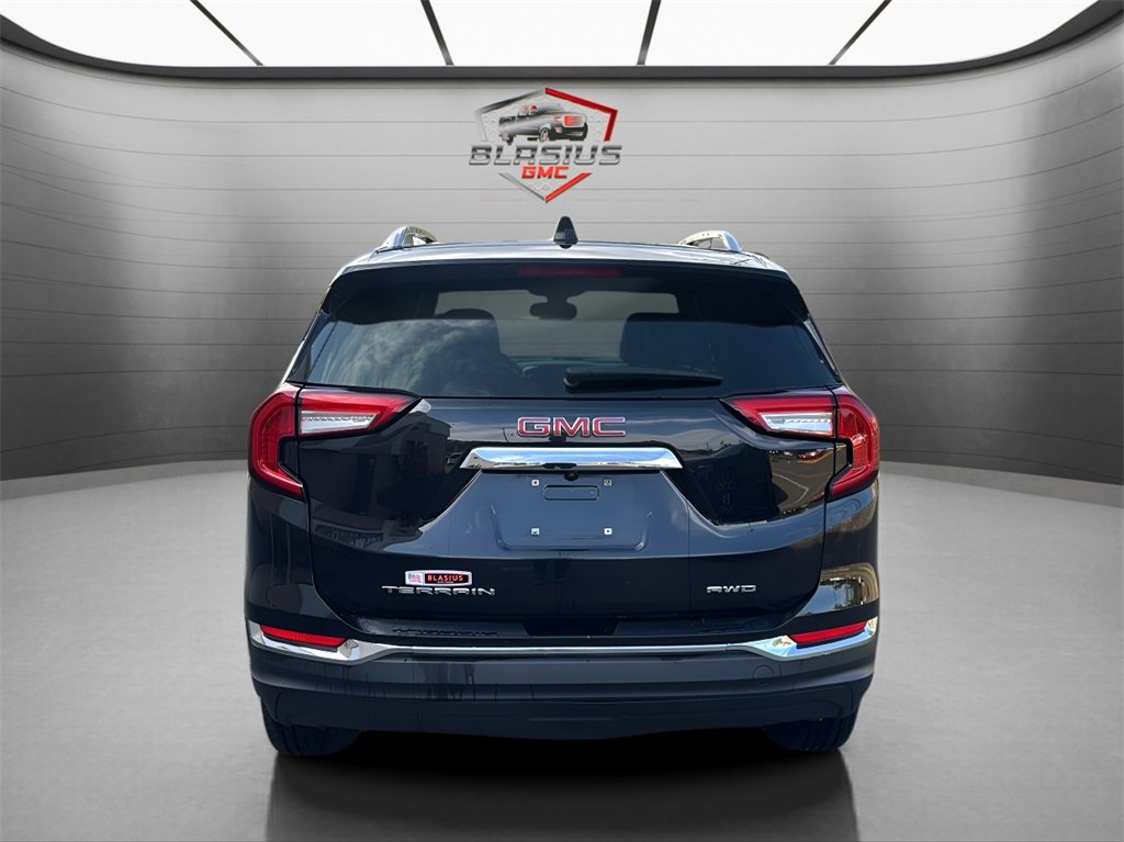 2023 Gmc Terrain SLT photo 3