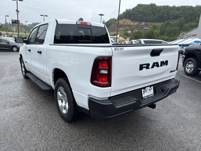 2025 Ram 1500 Tradesman photo 4