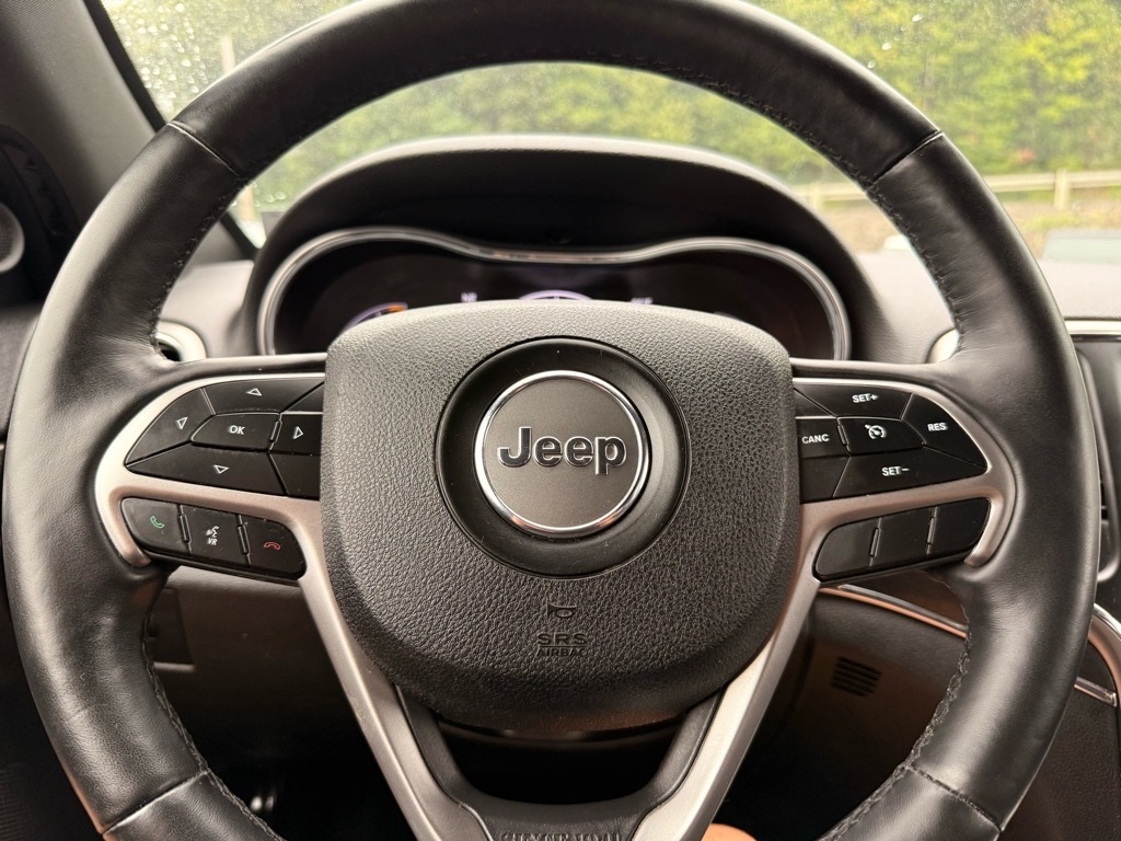 2018 Jeep Grand Cherokee Limited photo 17