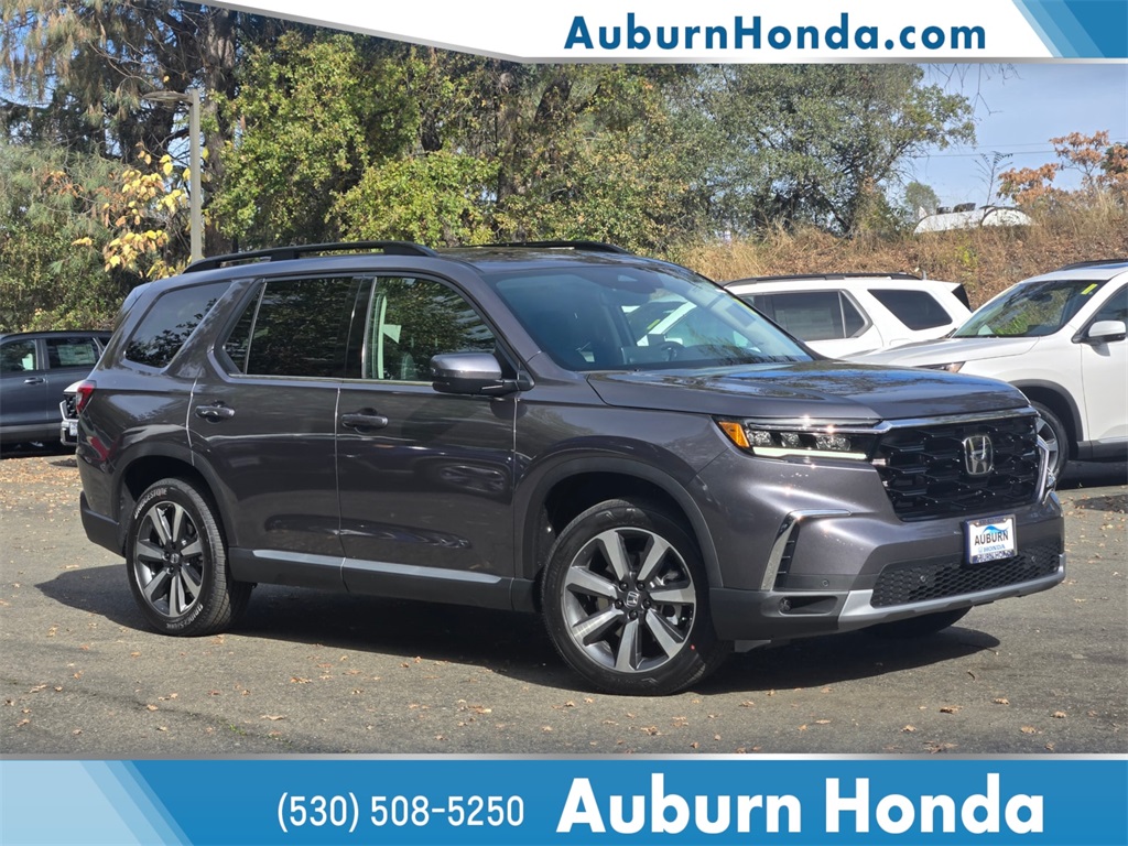2025 Honda Pilot Touring's photo