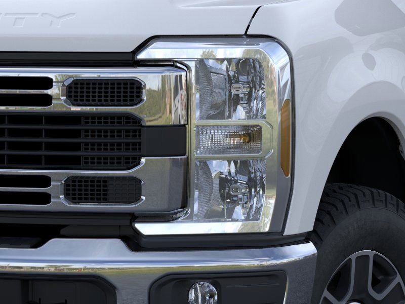 2025 Ford F-250 XLT photo 13