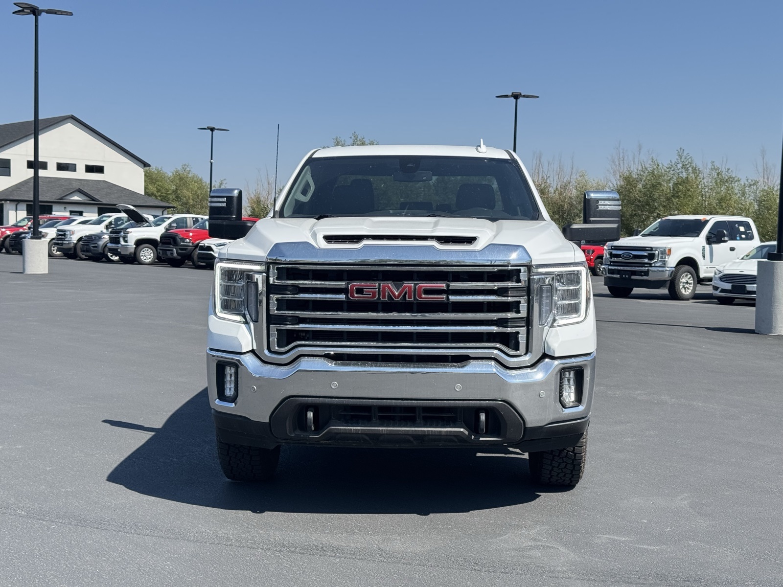 2022 Gmc Sierra HD SLT photo 2