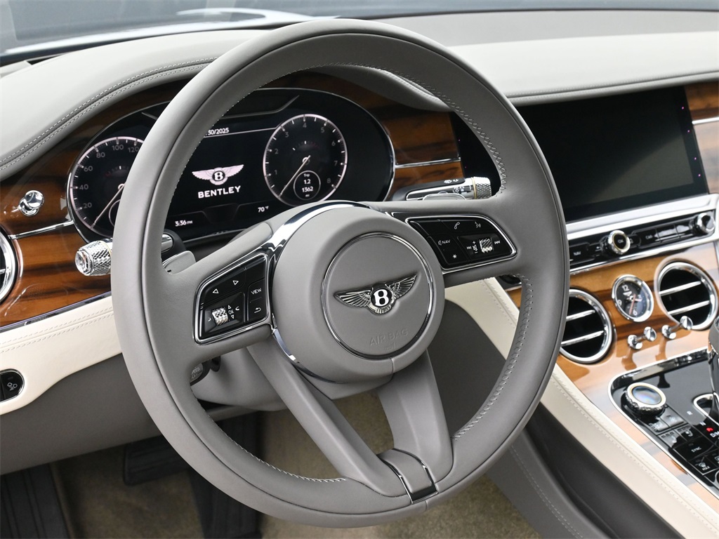 2022 Bentley Continental GT V8 photo 9