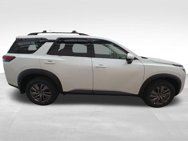 2025 Nissan Pathfinder SV photo 4