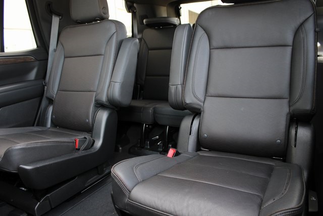 2023 Chevrolet Tahoe High Country photo 3