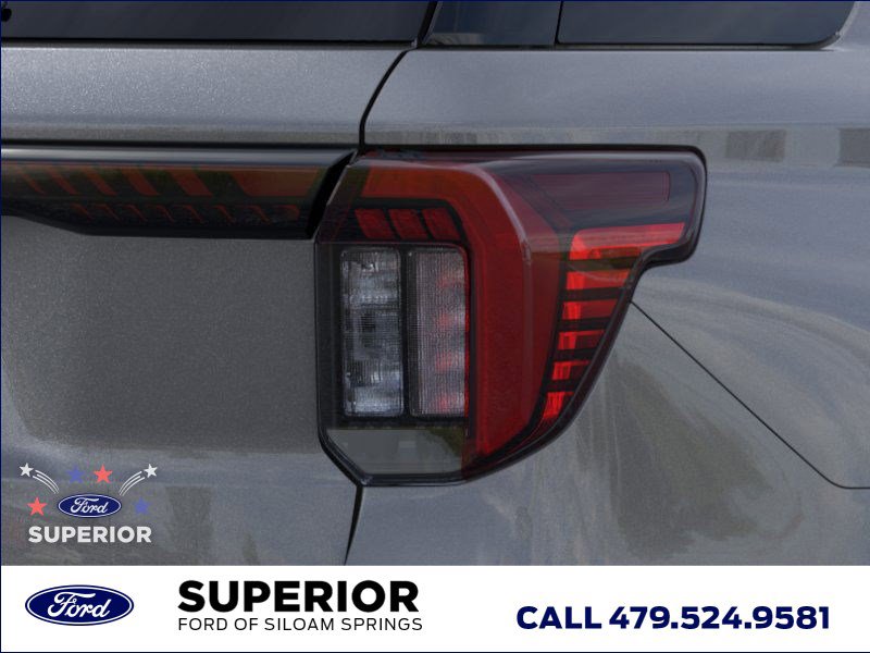2025 Ford Explorer photo 16