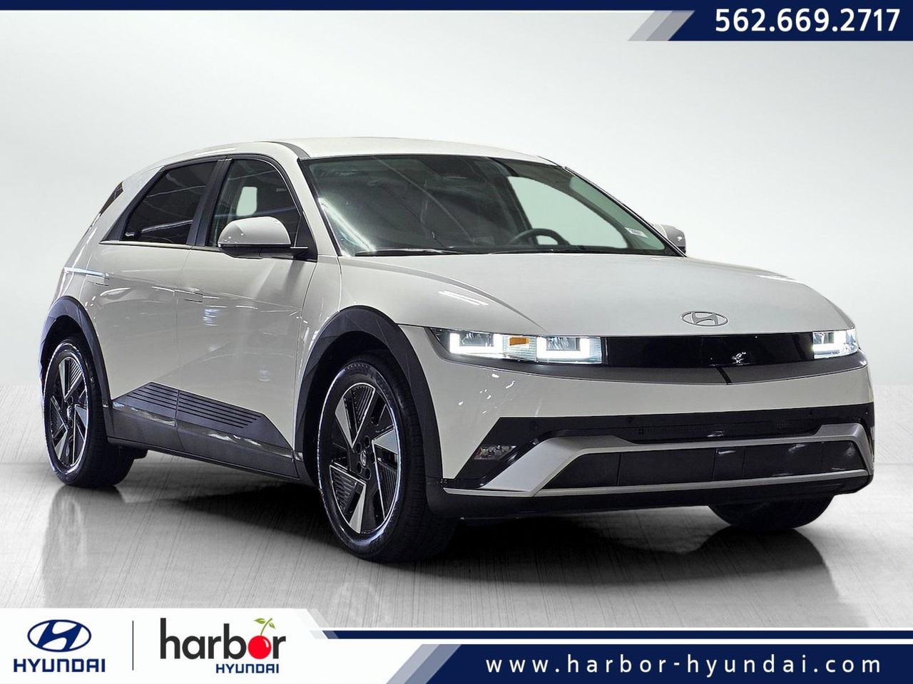 2026 Hyundai IONIQ 5 SEL's photo