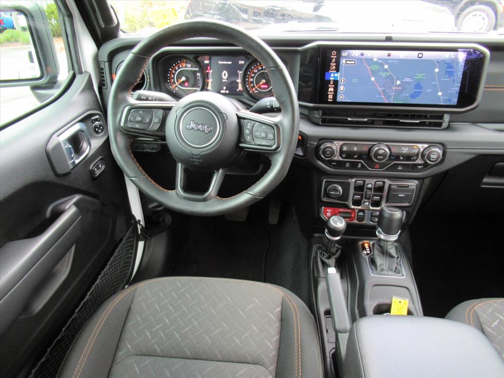 2024 Jeep Gladiator Mojave photo 15