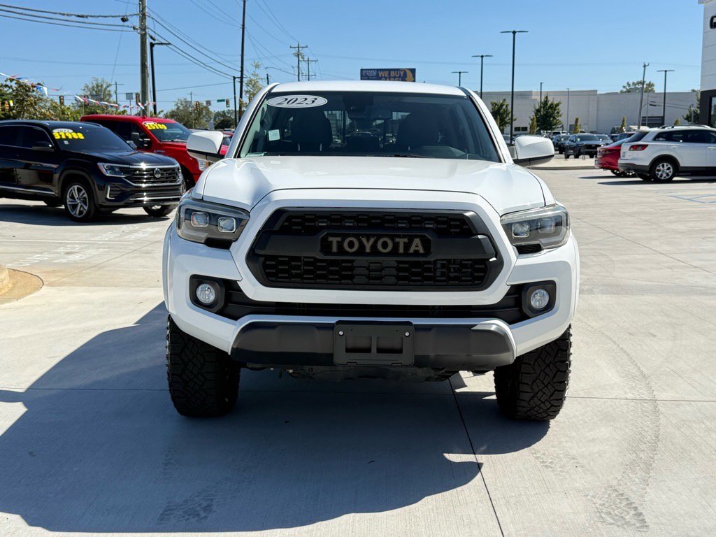 2023 Toyota Tacoma SR5 photo 2