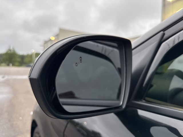 2020 Hyundai Elantra SEL photo 15
