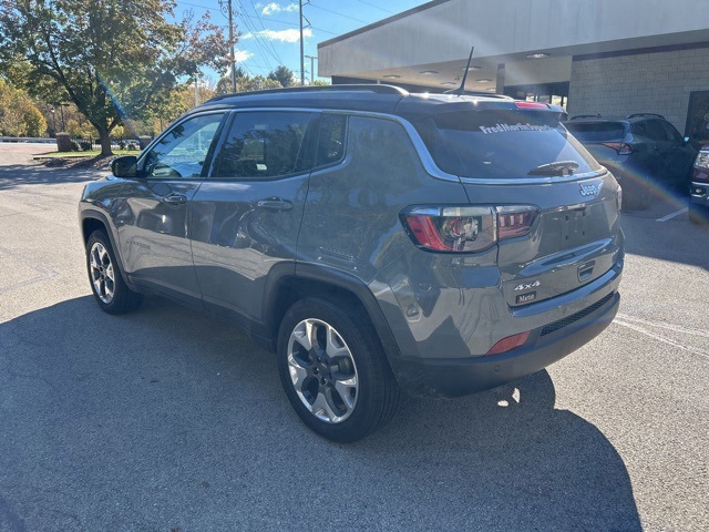 2022 Jeep Compass Limited photo 2