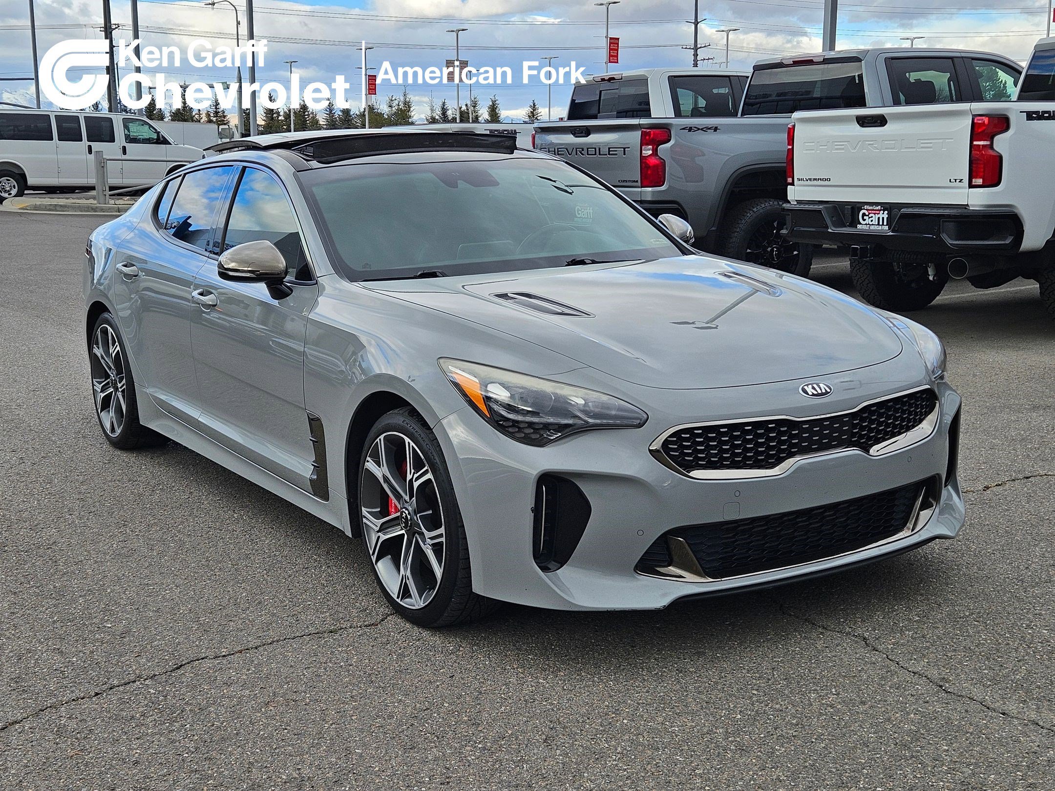 2019 Kia Stinger GT1's photo