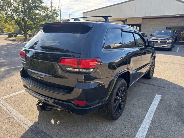 2019 Jeep Grand Cherokee Altitude photo 2