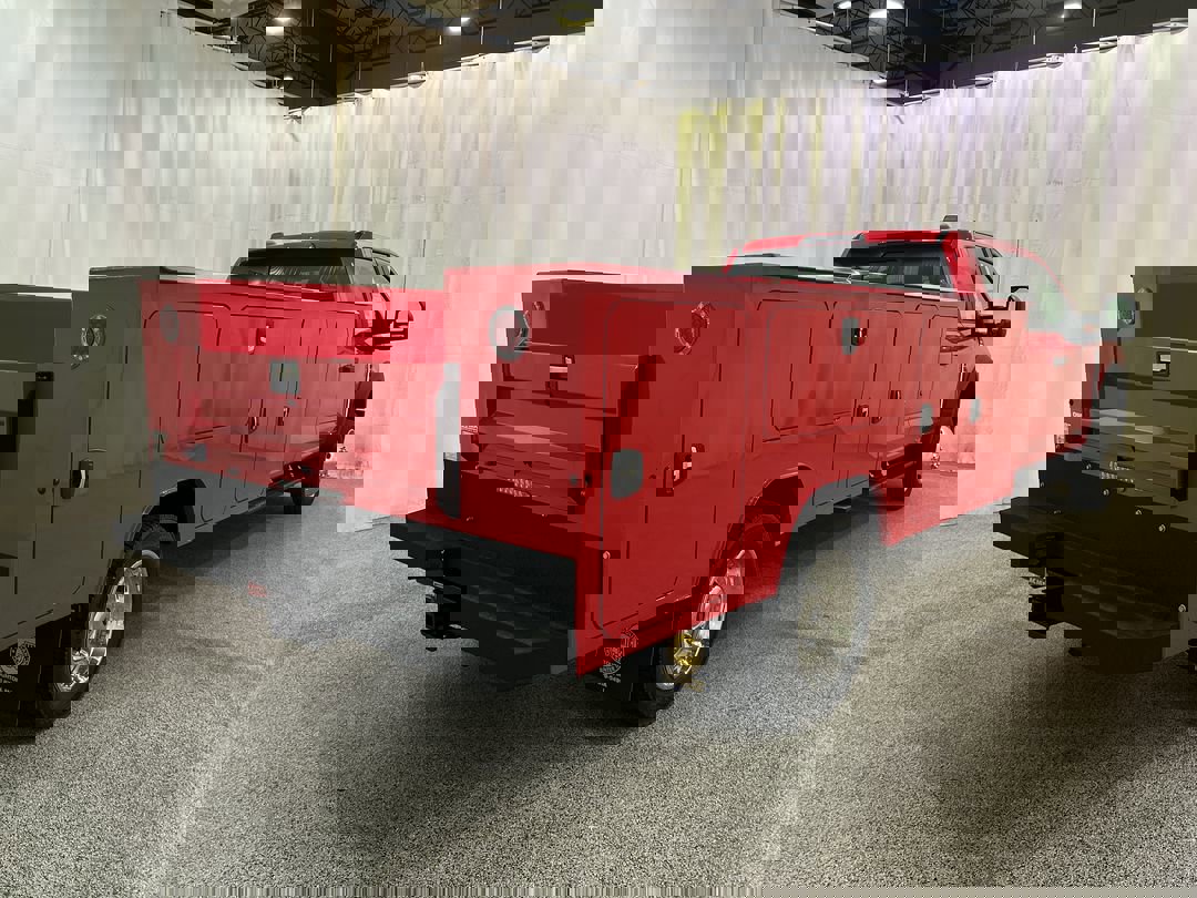 2025 Ford F-550 XL photo 4