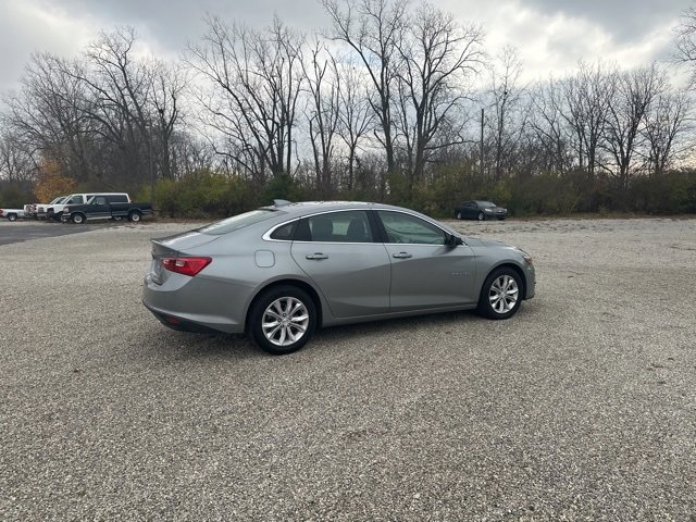 2024 Chevrolet Malibu 1LT photo 2