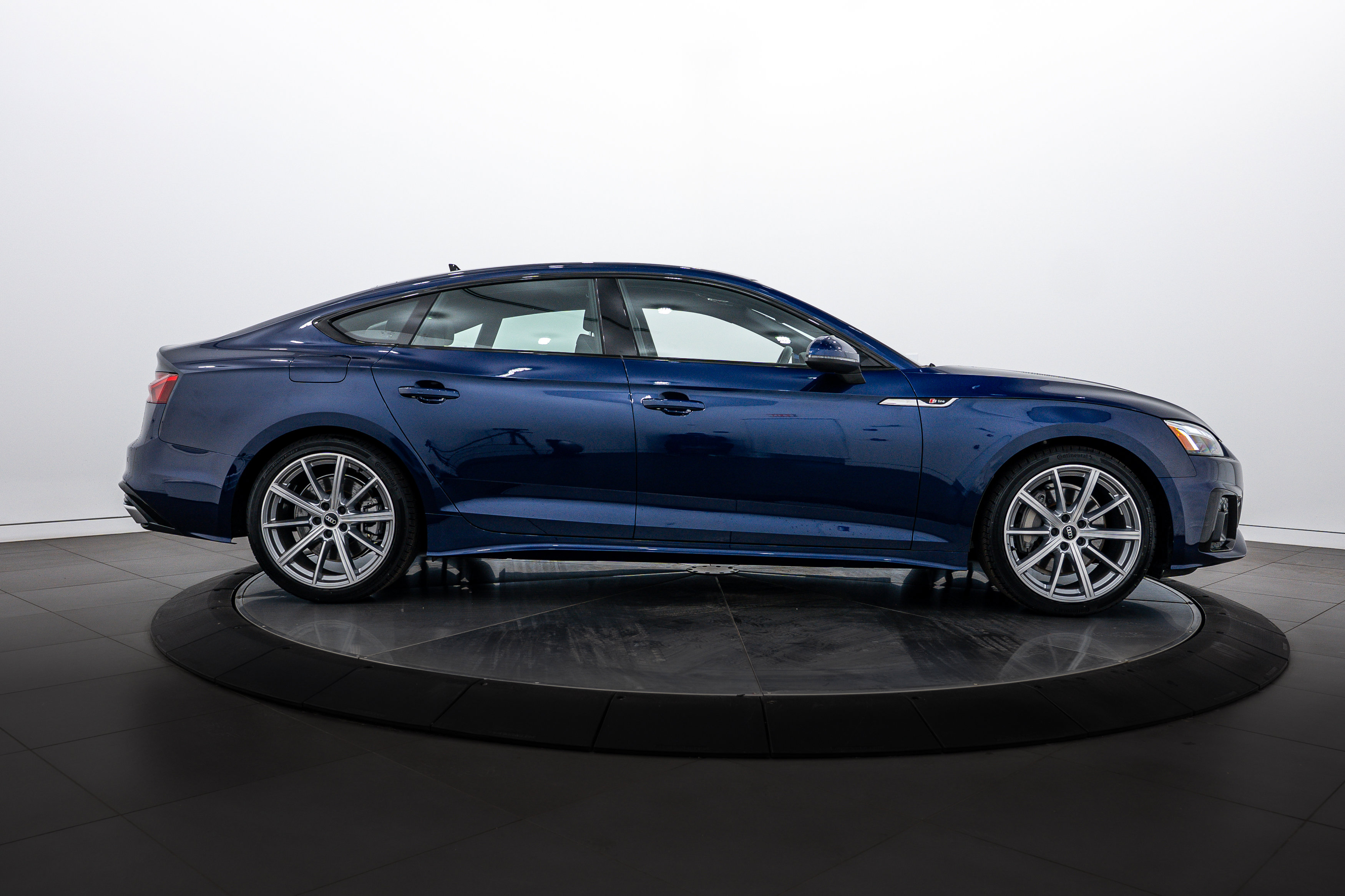 2025 Audi A5 S line Quattro Premium photo 3