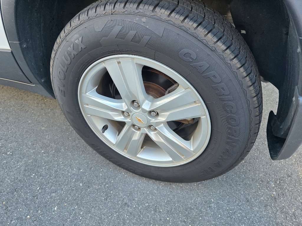 2020 Chevrolet Trax LS photo 5