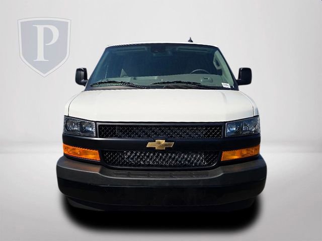 2025 Chevrolet Express Cargo 2500 photo 10