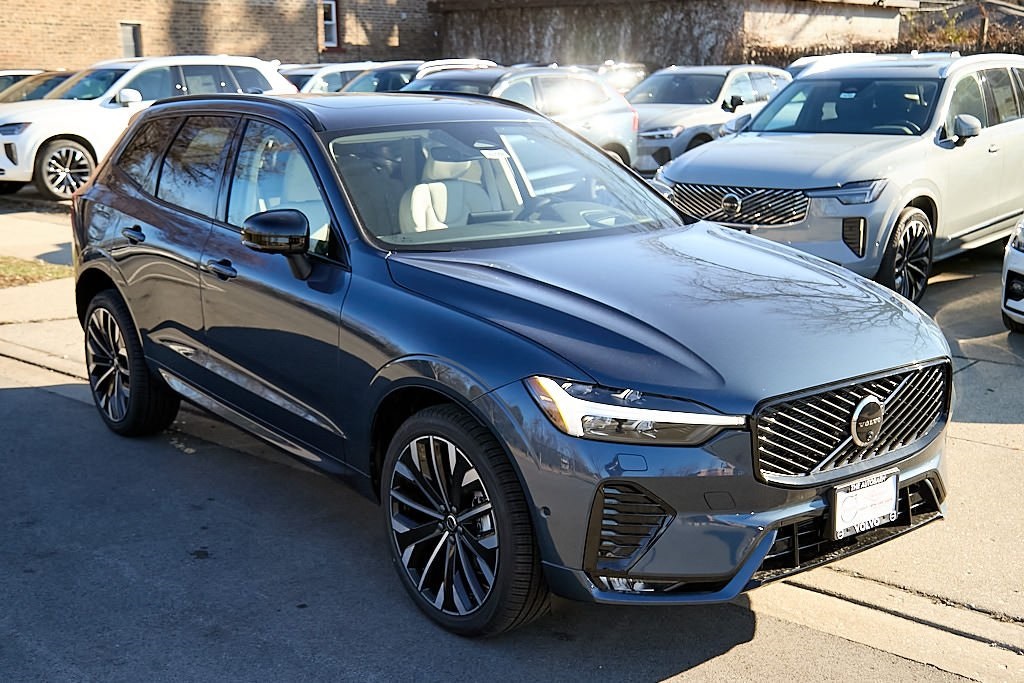 2026 VOLVO XC60 - Image 3