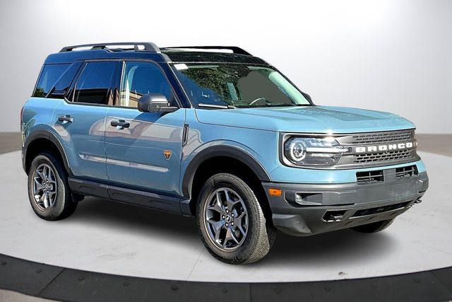 2023 Ford Bronco Sport Badlands photo 2