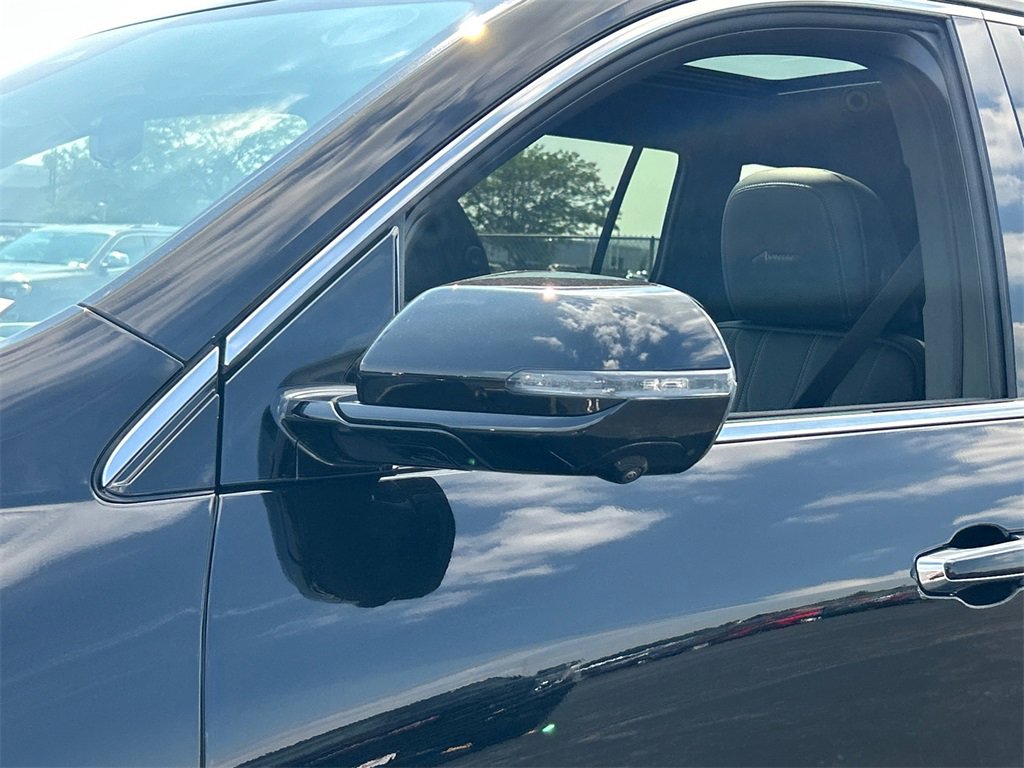 2026 Buick Enclave Avenir photo 11