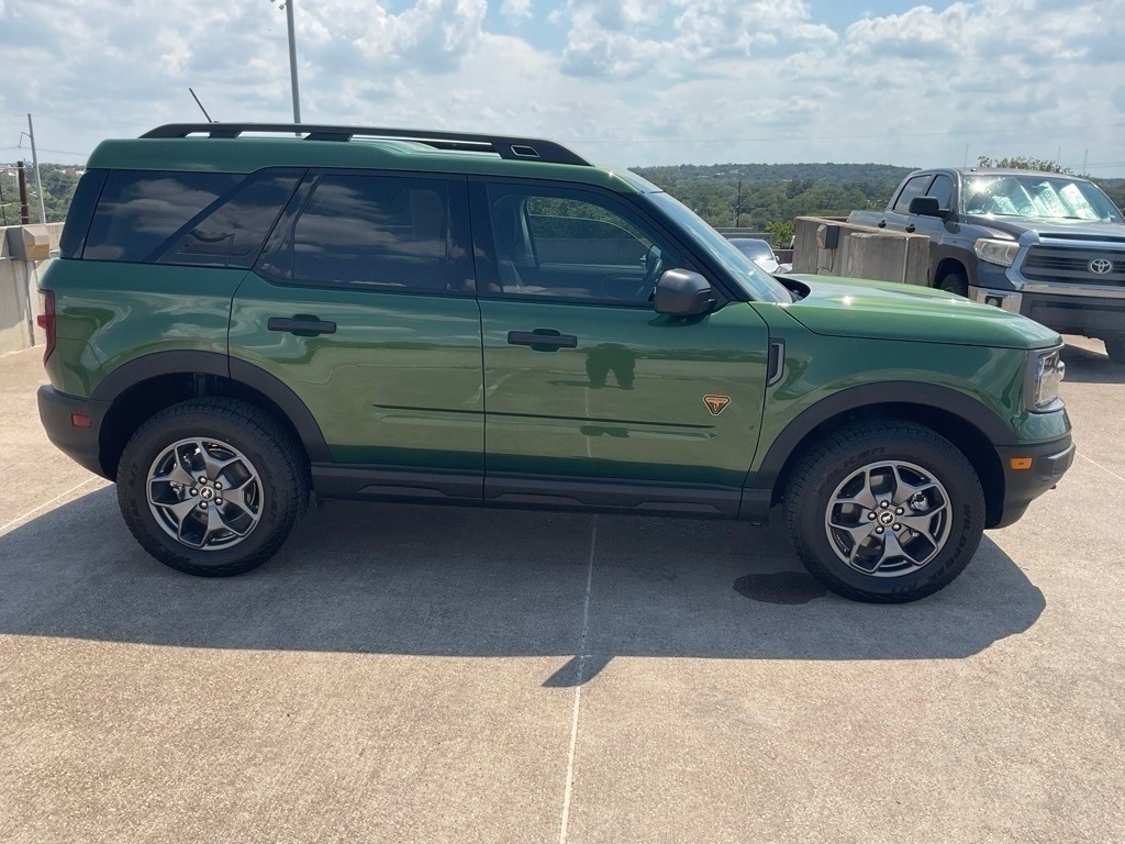 2023 Ford Bronco Sport Badlands photo 2