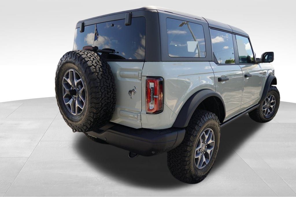 2025 Ford Bronco Badlands photo 5