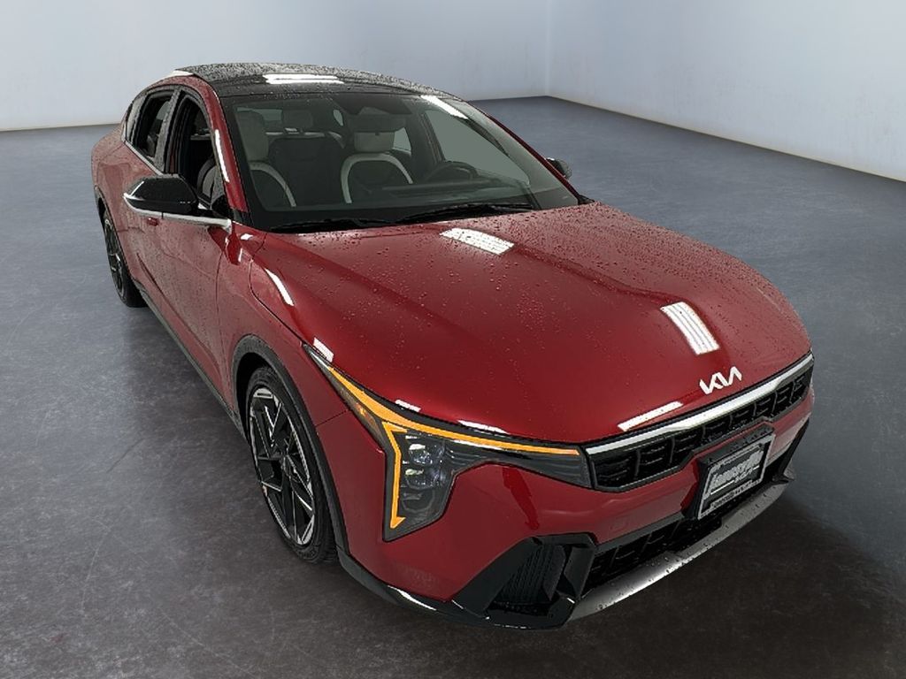 2025 Kia K4 GT-Line's photo