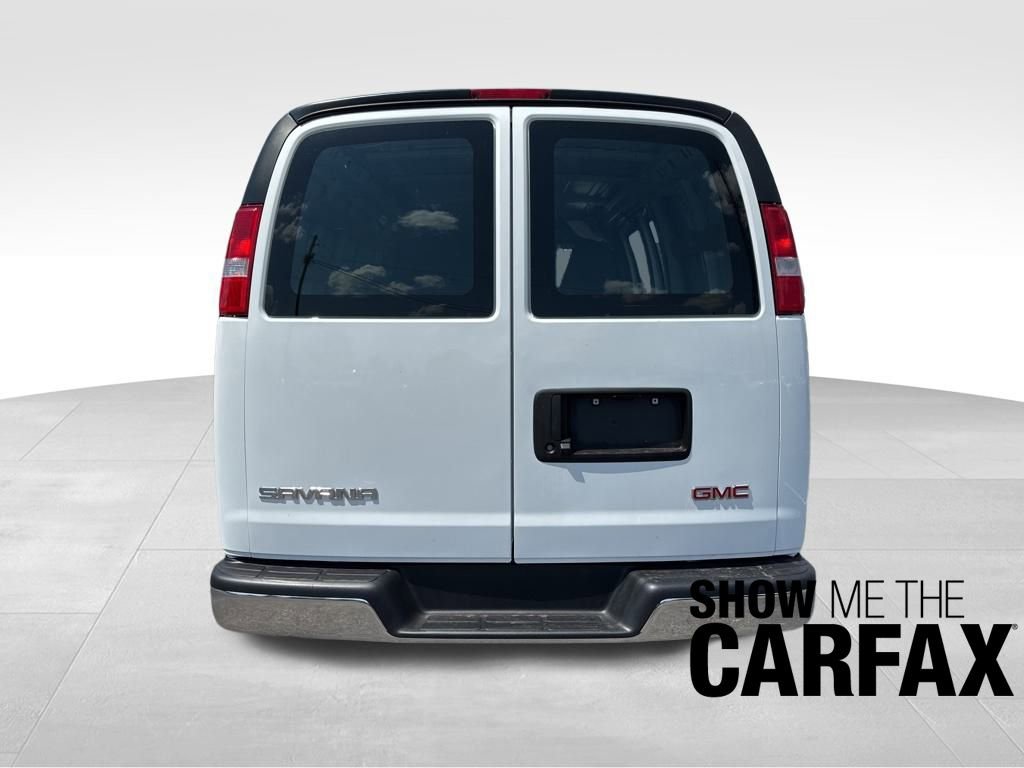 2023 Gmc Savana Cargo 2500 photo 4