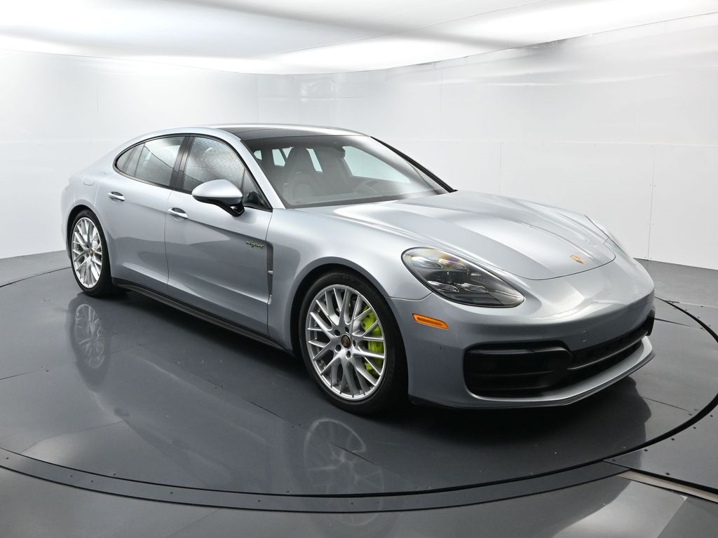 2022 Porsche Panamera E-Hybrid 4 photo 14