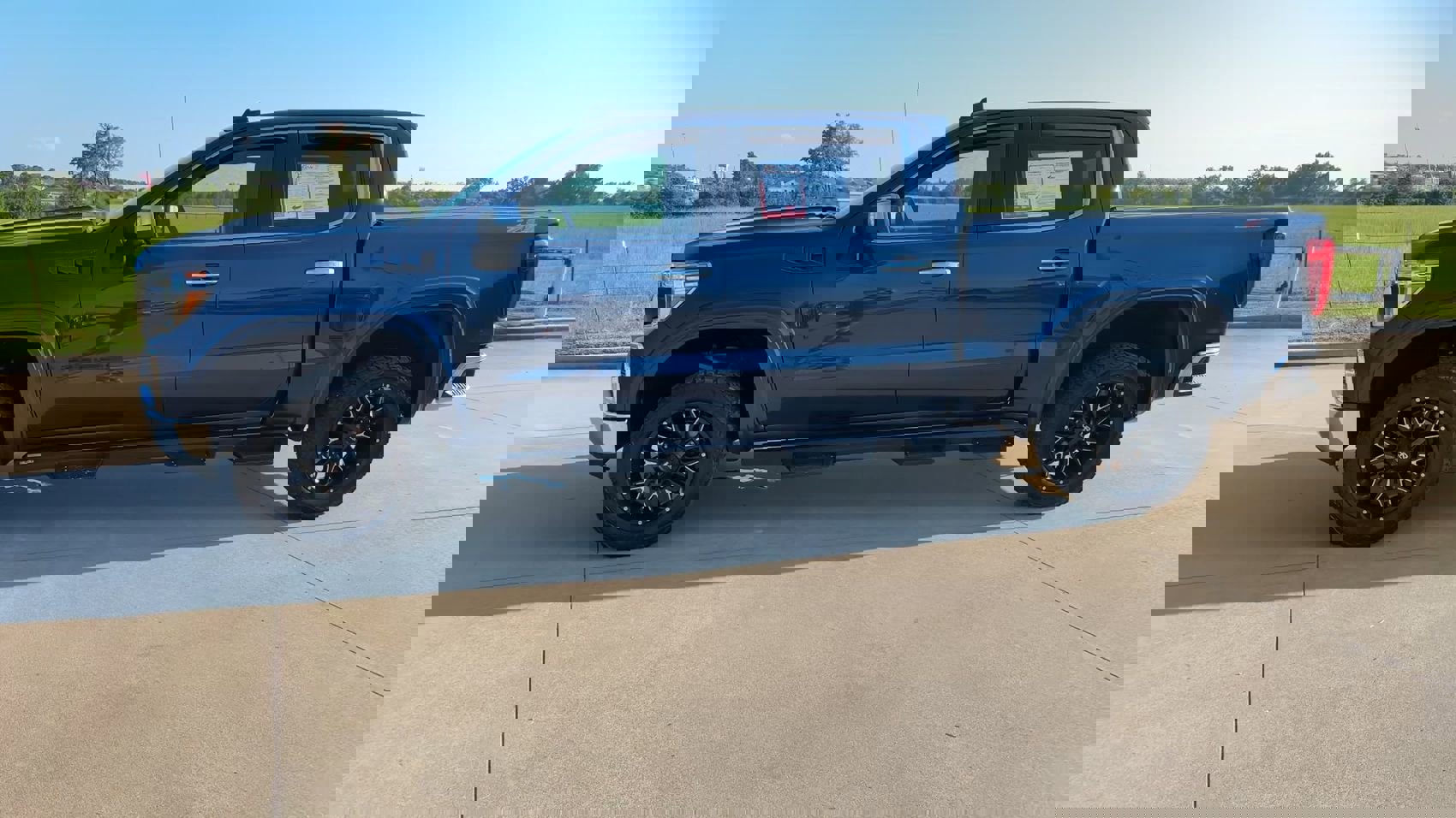 2020 Gmc Sierra 1500 SLT photo 4