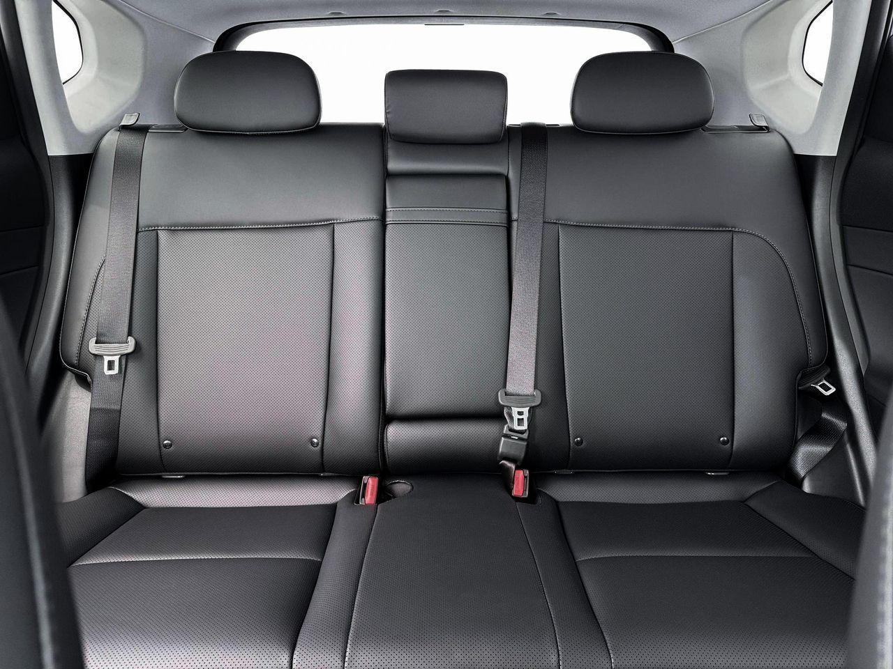 2026 Hyundai Kona Limited photo 3
